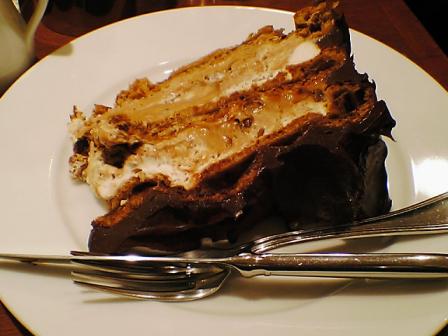 ハーブスのチョコケーキ。