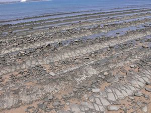 鬼の洗濯岩　青島.jpg