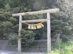 荒立神社　鳥居.jpg