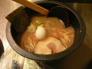 とんこつラーメン.jpg