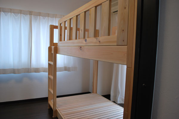 木製頑丈二段ベッド