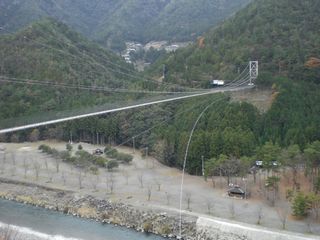 谷瀬の吊り橋