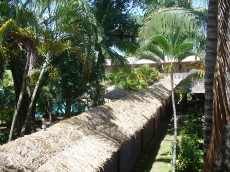 ホテルの部屋の前より