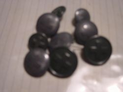 スイス軍のボタン