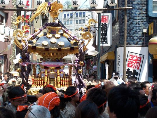 mikoshi