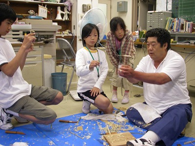 竹とんぼ作り