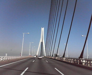 鶴見つばさ橋