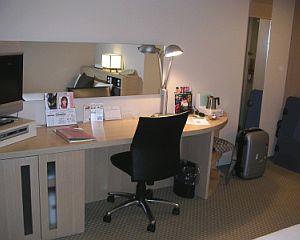 ホテルダイナスティ_シングル02