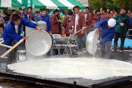 行田ジャンボフライ４・生地投入