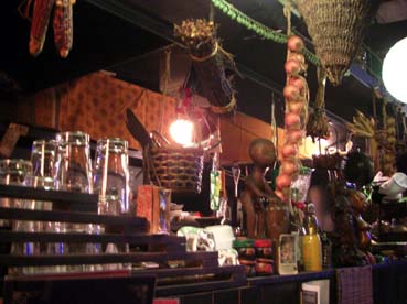 にこにこ茶屋・カウンター席から