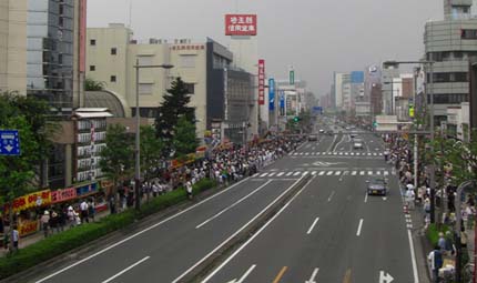 うちわ祭070721・１７号巡行に向けて…３