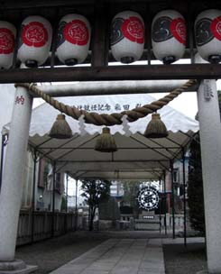 うちわ祭２日目・誰もいない八坂神社