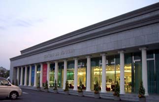 ガトーフェスタハラダ新本館