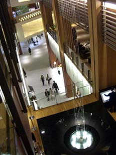 ミッドタウン・２