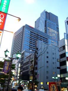 ミッドタウン・遠くからの外観