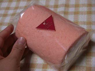 ル・アン・デサンブル　桜シフォンロールまるごと