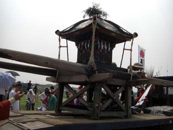 大杉神社あばれ御輿070729・４