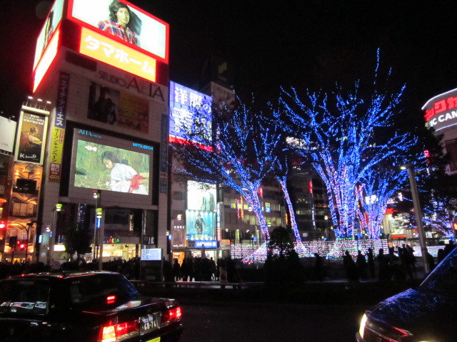 20111221新宿アルタ前.jpg