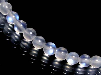 ブルームーンストーンブレス4mm