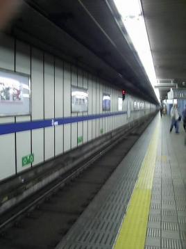 50京阪淀屋橋３.JPG