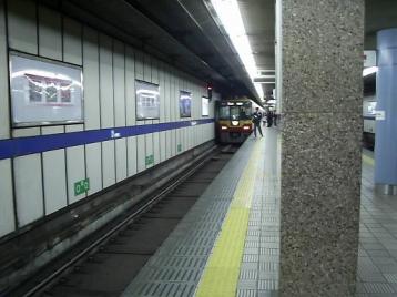 50京阪淀屋橋１.JPG