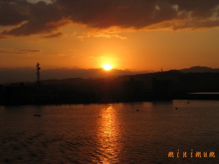 しんじ湖の朝日