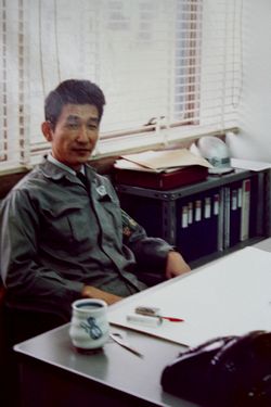 1976年・研究所にて.jpg