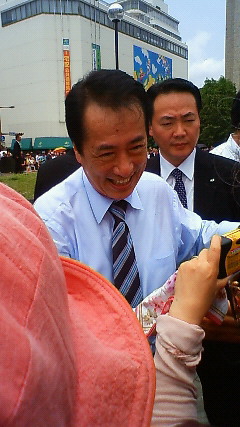 菅氏