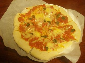 手作りピッツァ・マルゲリータ