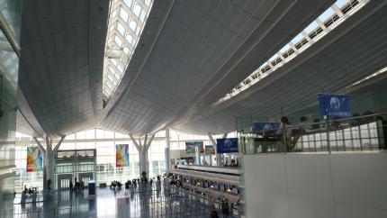 tokyo2010.12.26-haneda-g.jpg