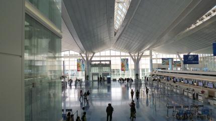 tokyo2010.12.26-haneda-h.jpg