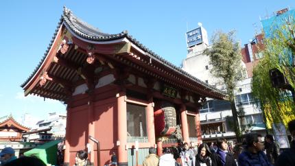 tokyo2010.12.25-kaminarimon-b.jpg