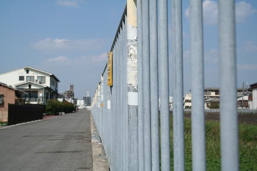 誰が何のために??