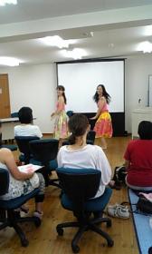 マコ先生紫磨子先生フラ