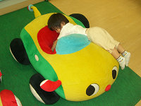 缶バッジの撮影風景２