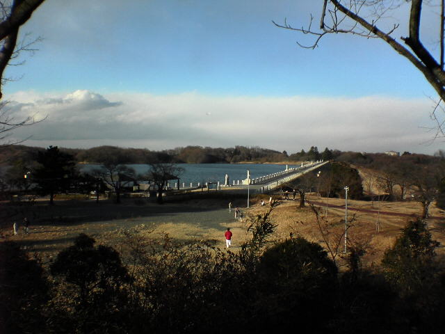狭山湖と堤防