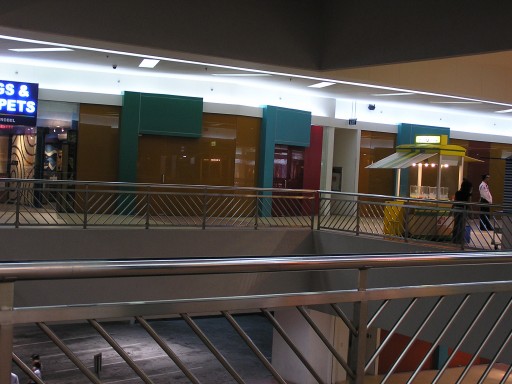 mall3.jpg