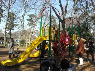 井の頭公園　遊具.jpg