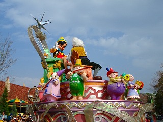 ムービン･オン　ピノキオ