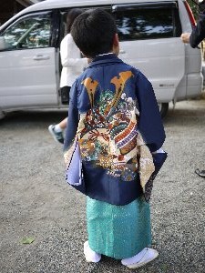 七五三　神社にて