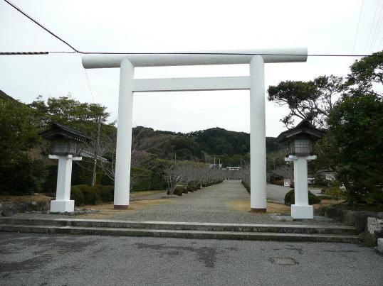 安房神社