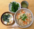 1月26日親子丼・ほうれん草のお浸し・ワカメと豆腐の味噌汁