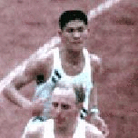 1964東京五輪マラソンで2位のヒートリー（イギリス）と争う3位の円谷選手