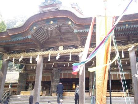 御本宮1