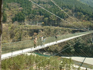 谷瀬の吊り橋.JPG