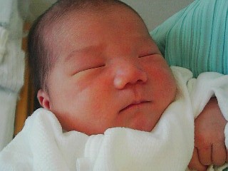 生後7日と13時間