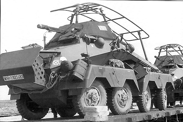 sdkfz232_3.jpg