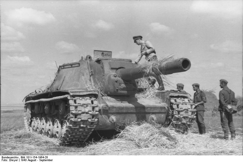 Bundesarchiv_Bild_101I-154-1964-28,_Russland,_russischer_Panzer.jpg