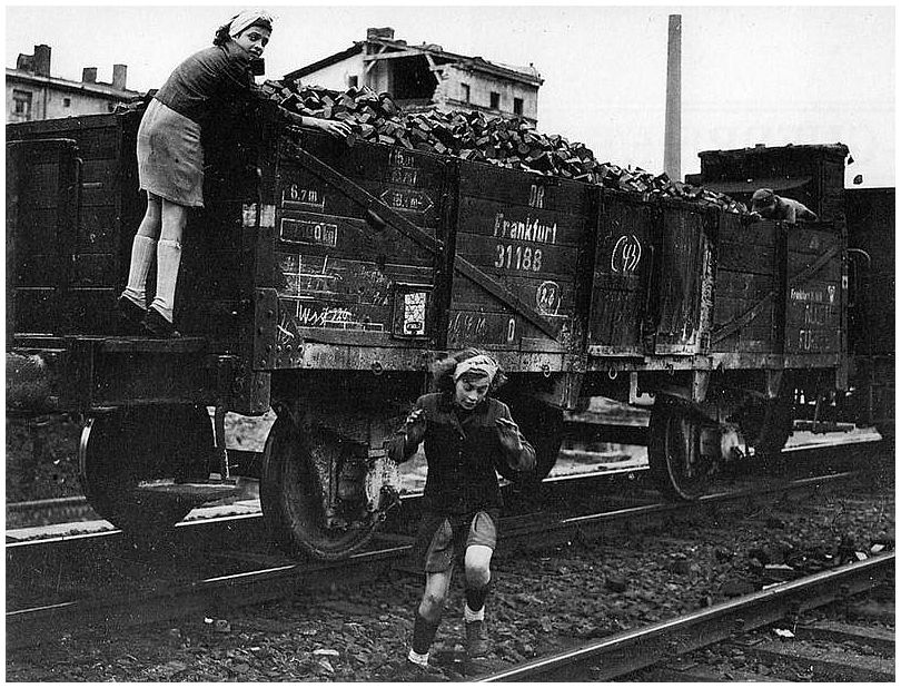 german-women-abused-second-world-war-soviet-red-army.jpg