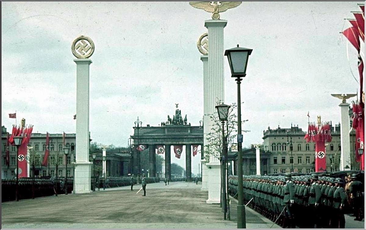 hitler-birthday-nazi-germany-brandenberg-gate-ww2-second-world-war-two-amazing-color-rare-images-pics-pictures-photos.jpg